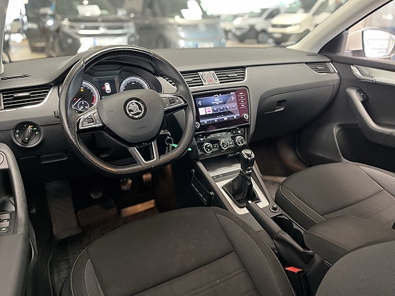 Skoda Octavia 7 of 13