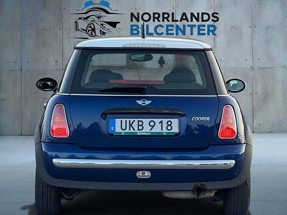 MINI Cooper 5 of 10