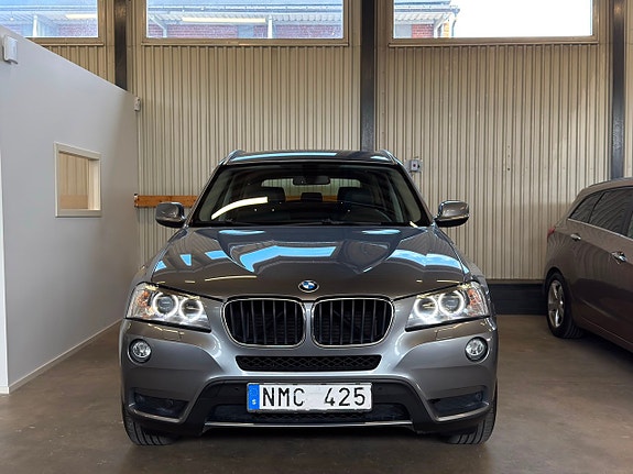 BMW X3 2 of 18