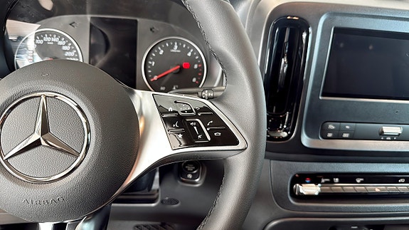 Mercedes-Benz Vito 114 12 of 12