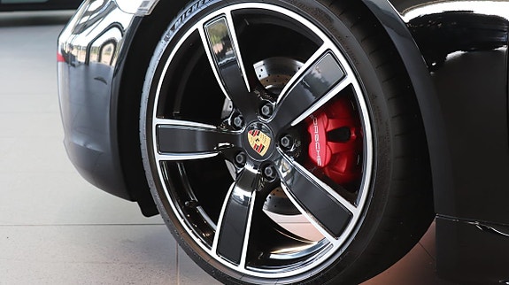 Porsche 718 Cayman S 8 of 8
