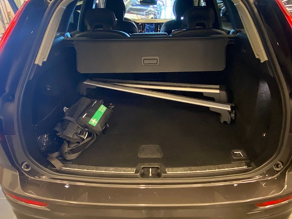 Volvo XC60 12 of 22