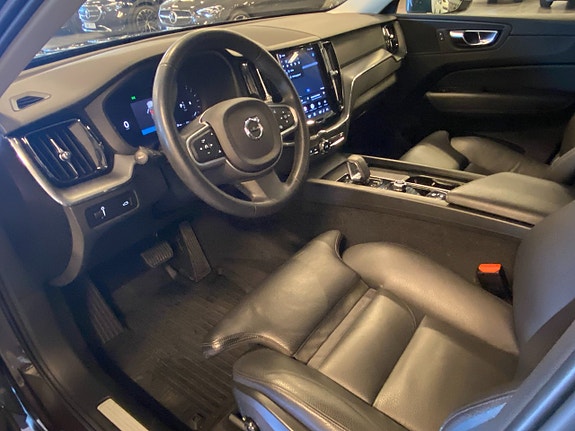 Volvo XC60 9 of 22