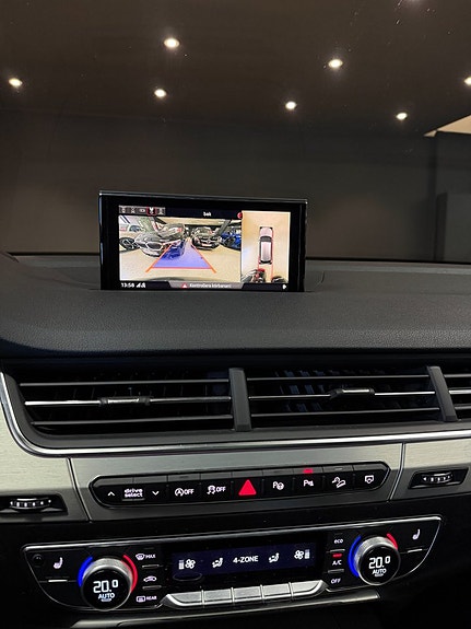 Audi SQ7 17 of 21