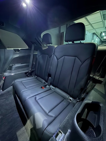 Audi SQ7 10 of 21
