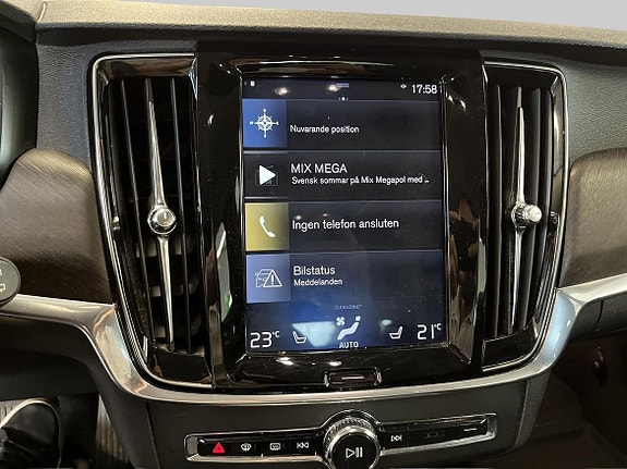Volvo V90 Cross Country 15 of 18