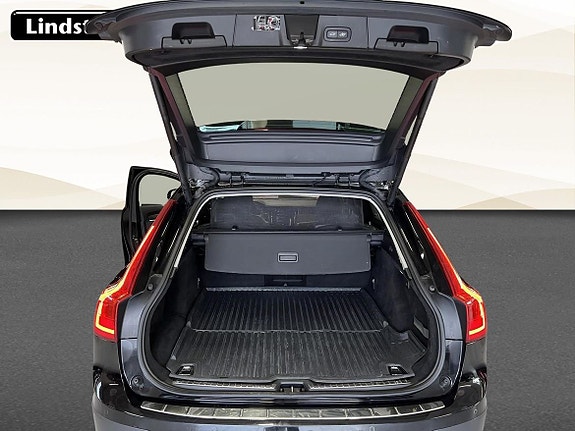 Volvo V90 Cross Country 12 of 18
