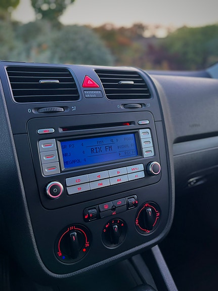 Volkswagen Golf V 10 of 19