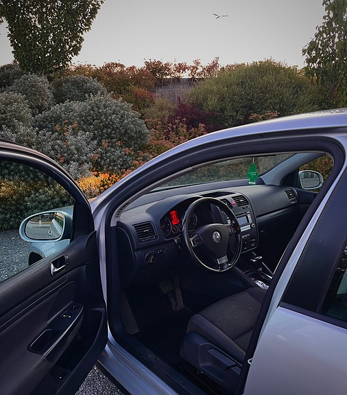 Volkswagen Golf V 7 of 19