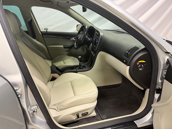 Saab 9-3X 7 of 10