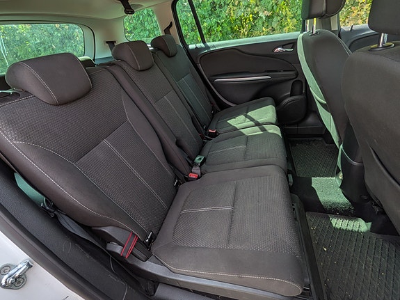 Opel Zafira Tourer 5 of 6