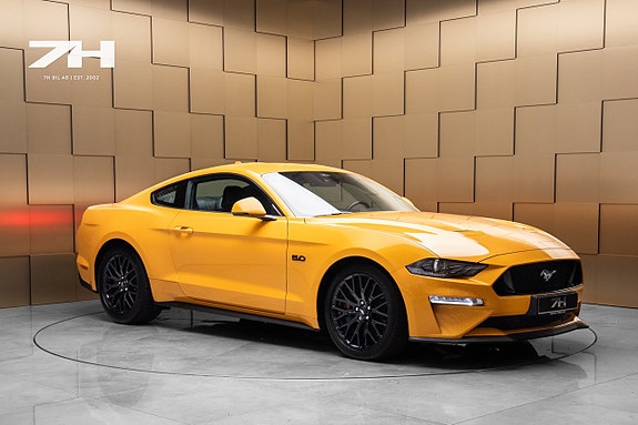 Ford Mustang 7 of 25