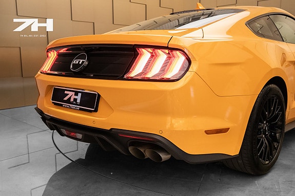 Ford Mustang 23 of 25