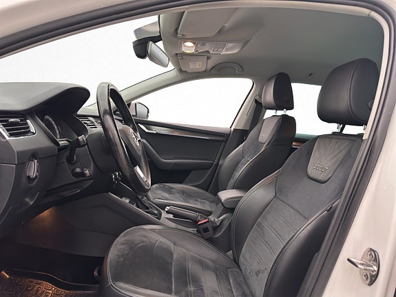 Skoda Octavia Scout 13 of 30