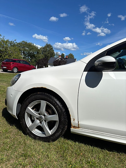 Volkswagen Golf VI 12 of 14
