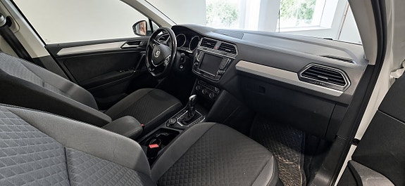 Volkswagen Tiguan 6 of 10