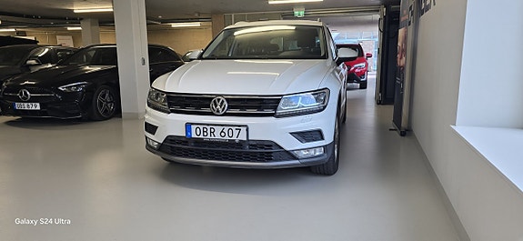 Volkswagen Tiguan 2 of 10