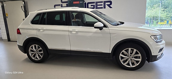 Volkswagen Tiguan 3 of 10