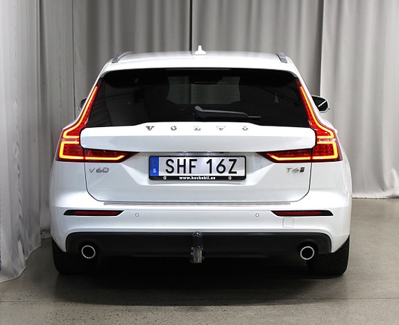 Volvo V60 7 of 22