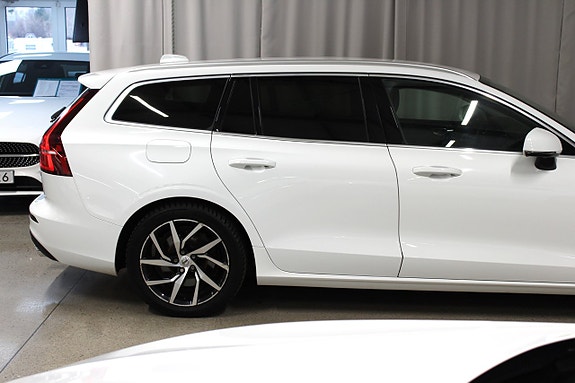 Volvo V60 6 of 22