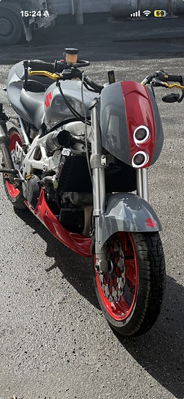 Suzuki TL1000S 2 of 2