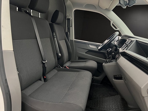 Volkswagen Transporter 25 of 30