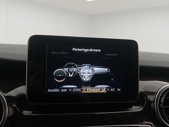 Mercedes-Benz V250 d 27 of 30