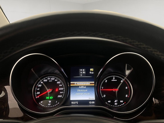 Mercedes-Benz V250 d 21 of 30
