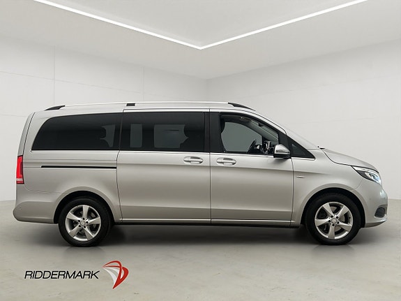 Mercedes-Benz V250 d 2 of 30