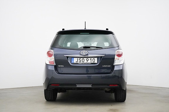 Toyota Verso 22 of 26