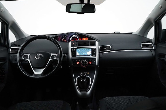 Toyota Verso 9 of 26