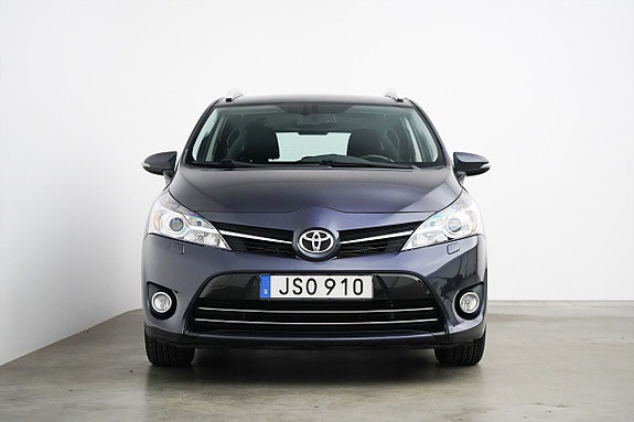 Toyota Verso 24 of 26