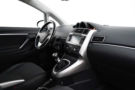 Toyota Verso 18 of 26