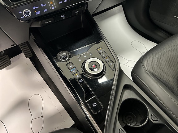 Kia Niro 12 of 23