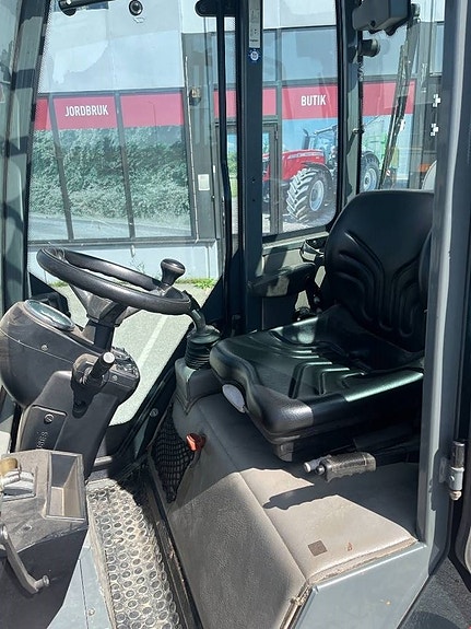 Weidemann 1160 7 of 9
