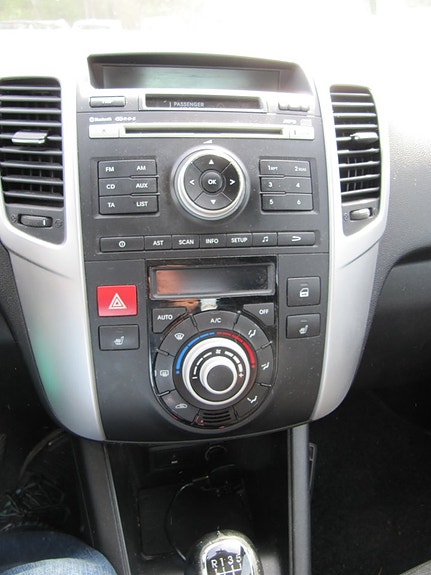 Kia Venga 8 of 17