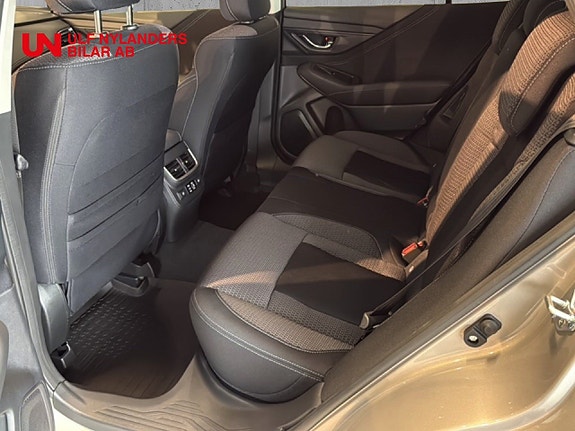 Subaru Outback 9 of 15