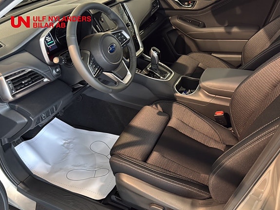 Subaru Outback 8 of 15