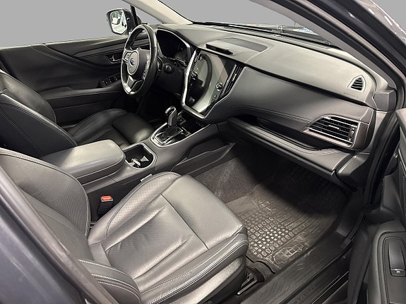 Subaru Outback 10 of 15