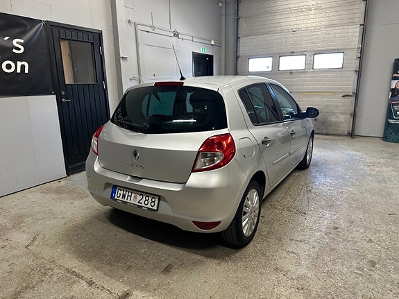 Renault Clio 4 of 17