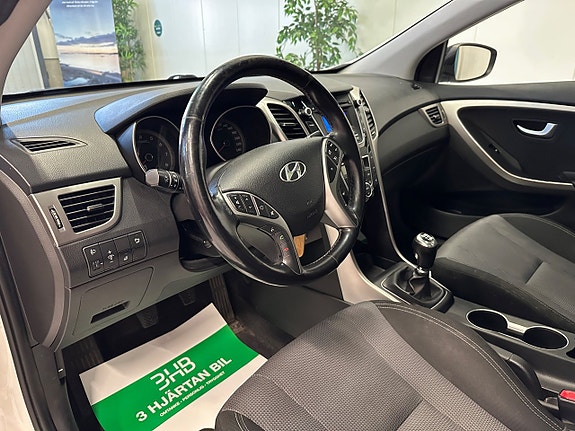 Hyundai i30 11 of 25