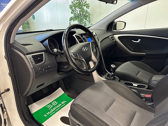 Hyundai i30 9 of 25