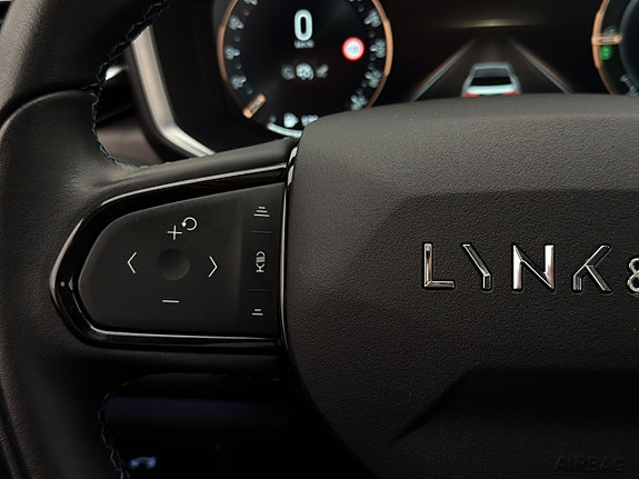 Lynk & Co 01 16 of 30