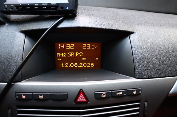 Opel Astra 27 of 30
