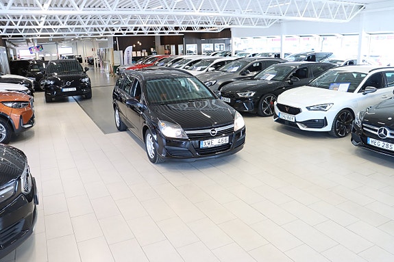 Opel Astra 3 of 30