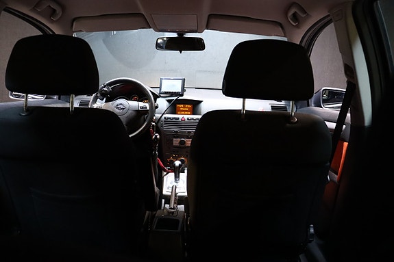 Opel Astra 16 of 30