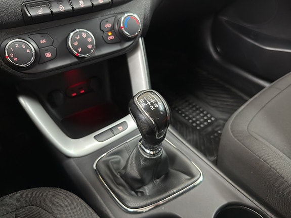 Kia Ceed 15 of 16