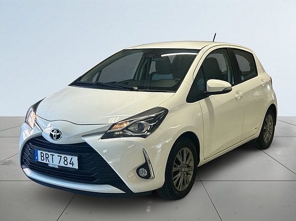 Toyota Yaris 16 of 18