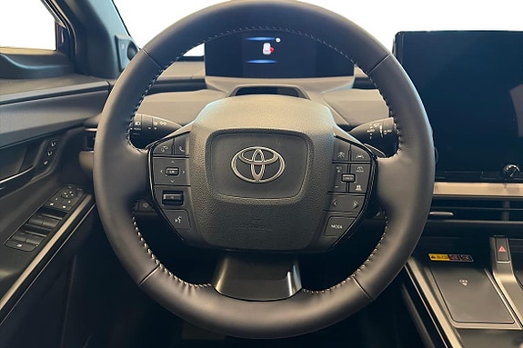 Toyota bZ4X Touring 13 of 18