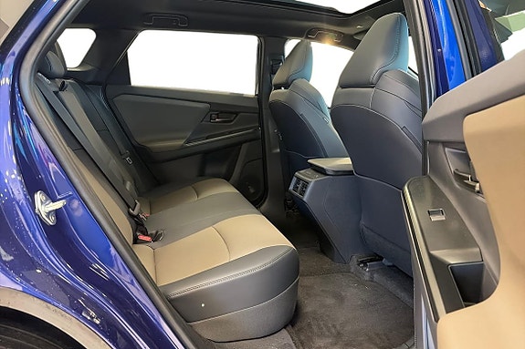 Toyota bZ4X Touring 8 of 18